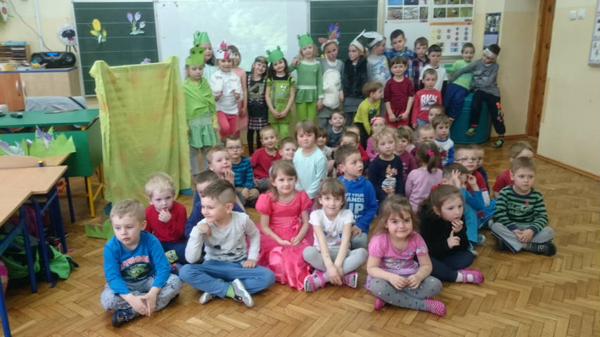 Przedstawienie &quot;Witamy wiosnę&quot;