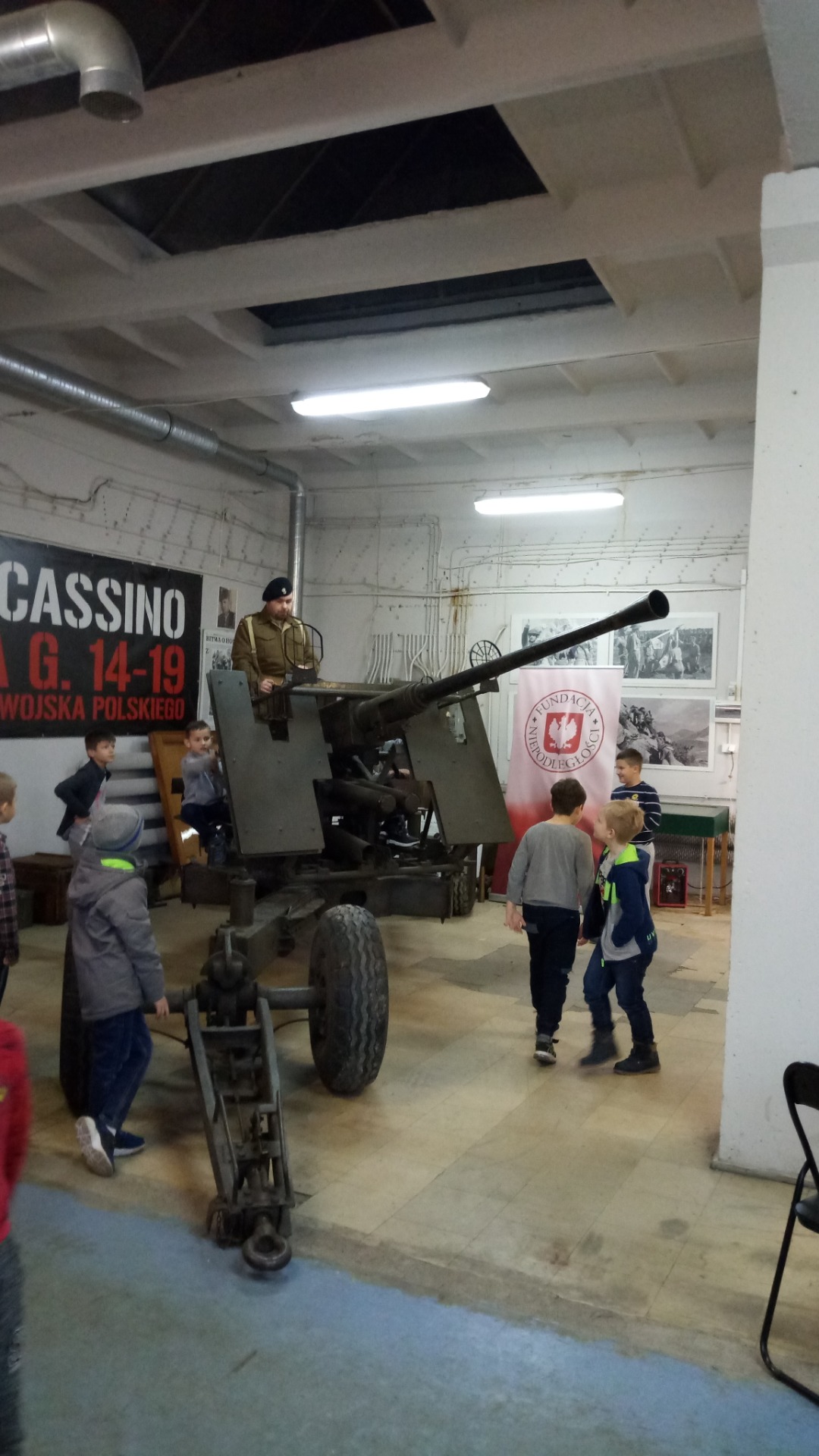 Lekcja patriotyczna w Muzeum Polskich Sił Zbrojnych