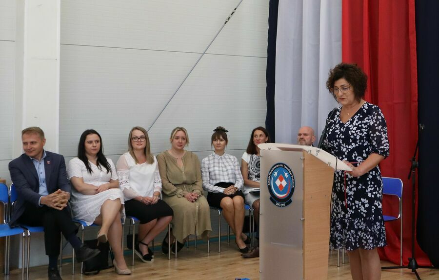 Pani Dyrektor Jolanta Sołtys inauguruje nowy rok szkolny