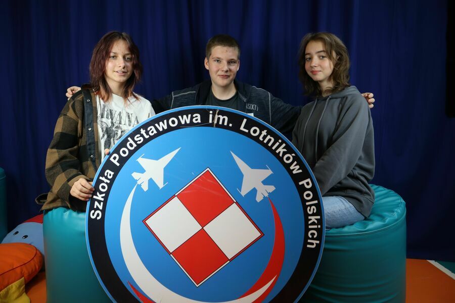 Iga, Laura, Michał klasa 8b