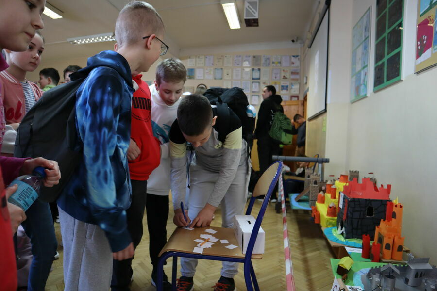 Plebiscyt Makieta Zamku średniowiecznego