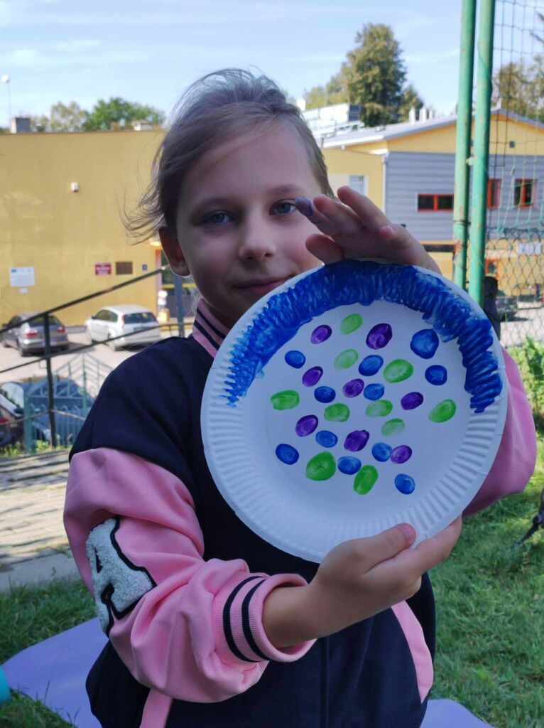 MIĘDZYNARODOWY DZIEŃ KROPKI W ŚWIETLICY SZKOLNEJ