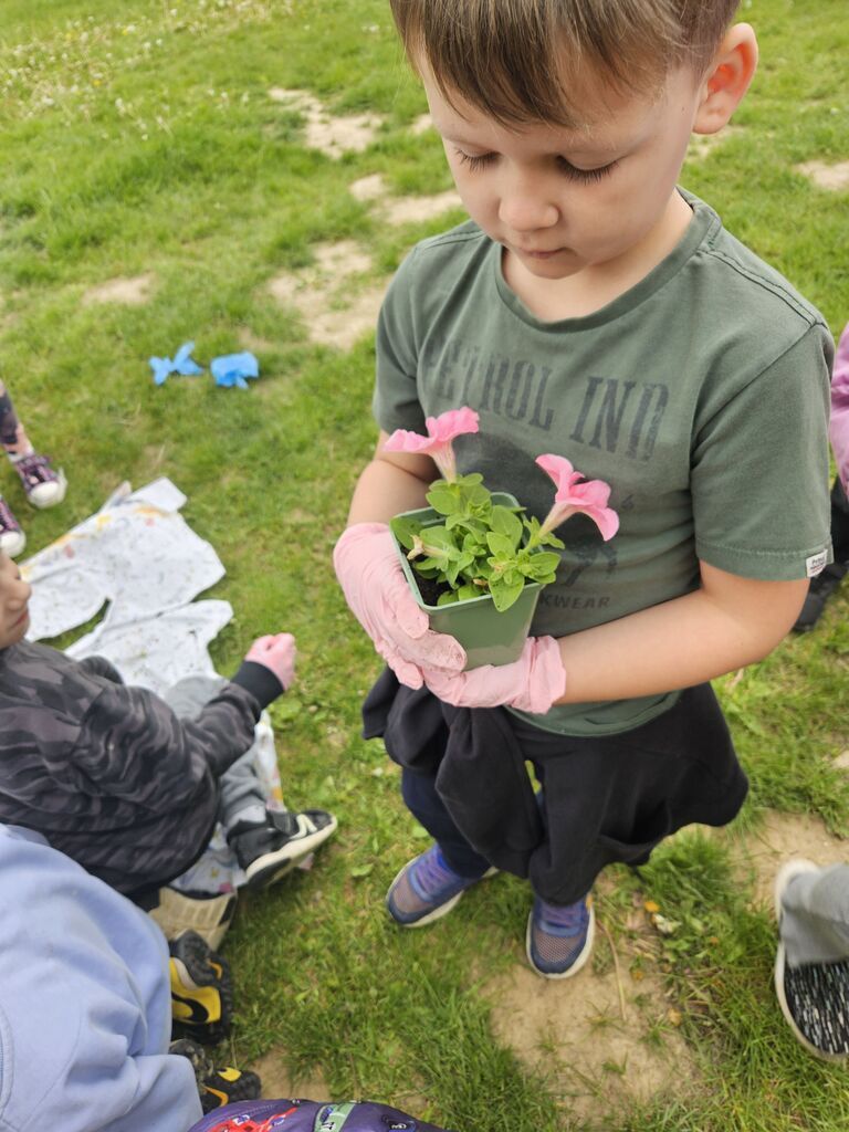WARSZTATY FLORYSTYCZNE