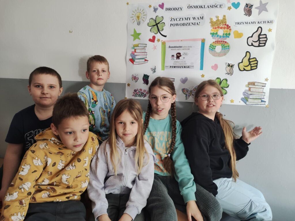 ŚWIETLICA WSPIERA ÓSMOKLASISTÓW