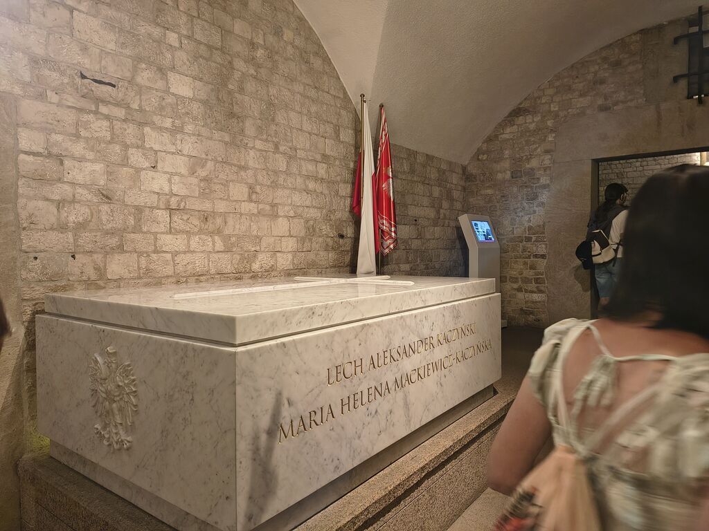 UCZNIOWIE KLAS IV I V NA WYCIECZCE W SANDOMIERZU, BOCHNI I KRAKOWIE