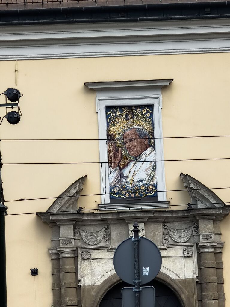 UCZNIOWIE KLAS IV I V NA WYCIECZCE W SANDOMIERZU, BOCHNI I KRAKOWIE