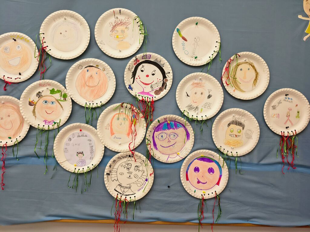DZIEŃ KROPKI W KLASACH I-III