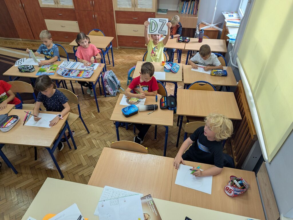 DZIEŃ KROPKI W KLASACH I-III