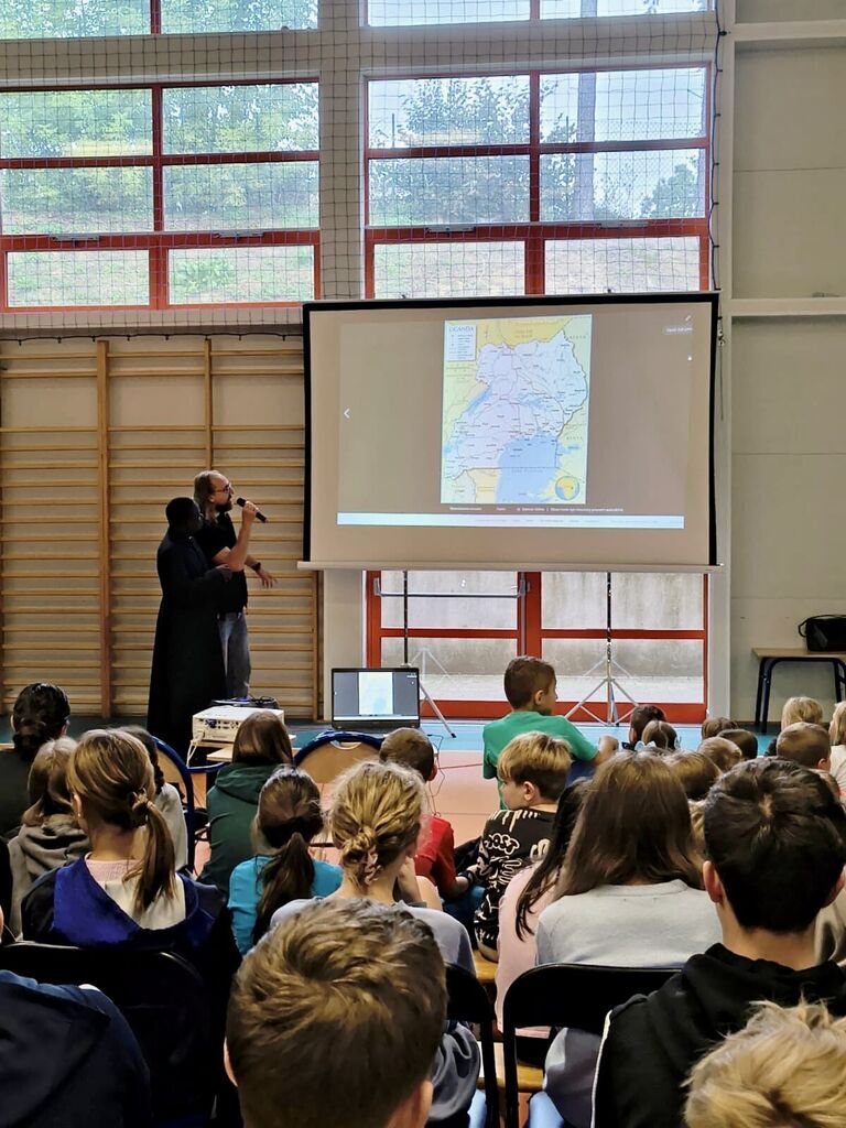 SPOTKANIE Z KS. DAVIDEM OKULLU – MISJONARZEM Z UGANDY