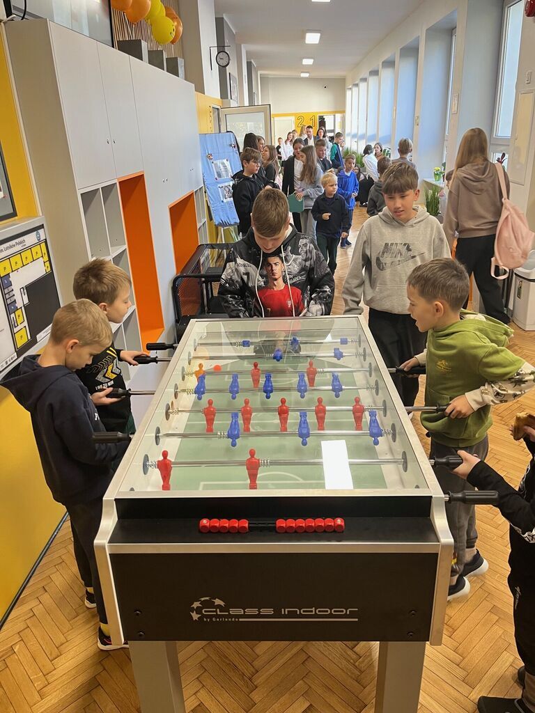 NOWA ATRAKCJA W NASZEJ SZKOLE – PIŁKARZYKI