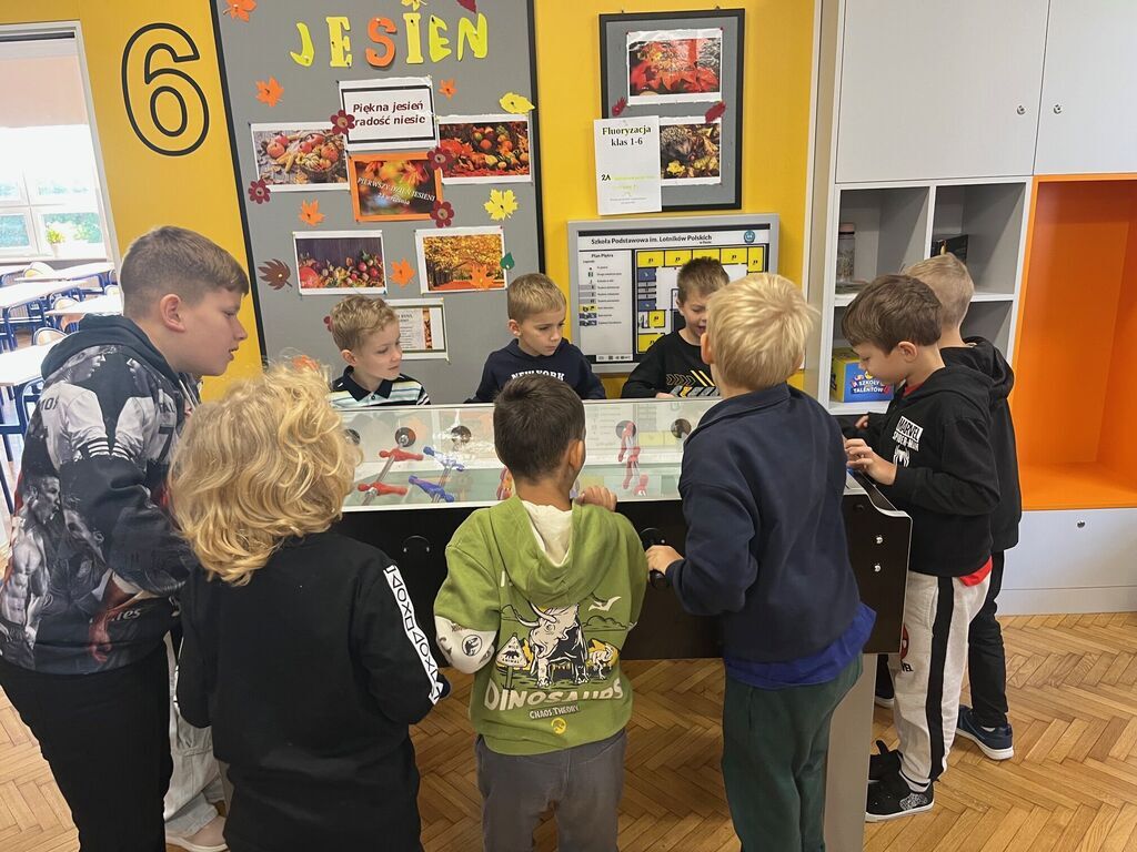 NOWA ATRAKCJA W NASZEJ SZKOLE – PIŁKARZYKI