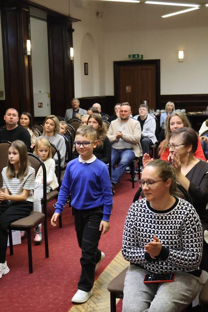 SUKCES NASZYCH UCZNIÓW W POWIATOWYM KONKURSIE