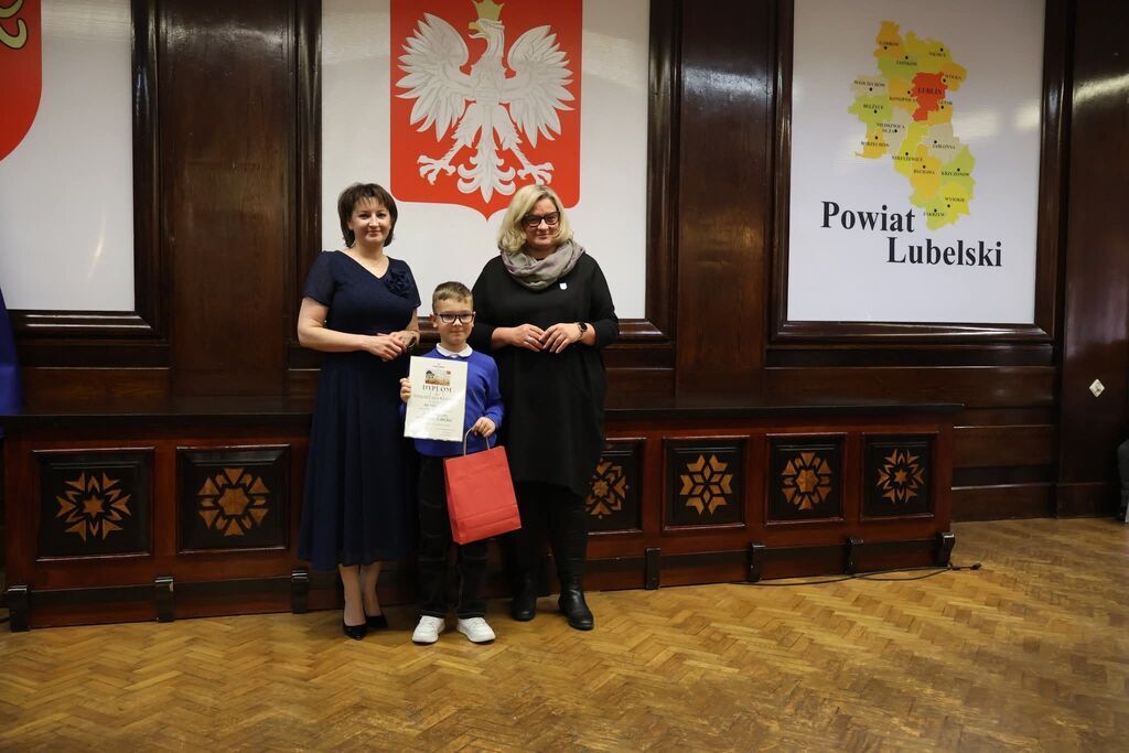 SUKCES NASZYCH UCZNIÓW W POWIATOWYM KONKURSIE