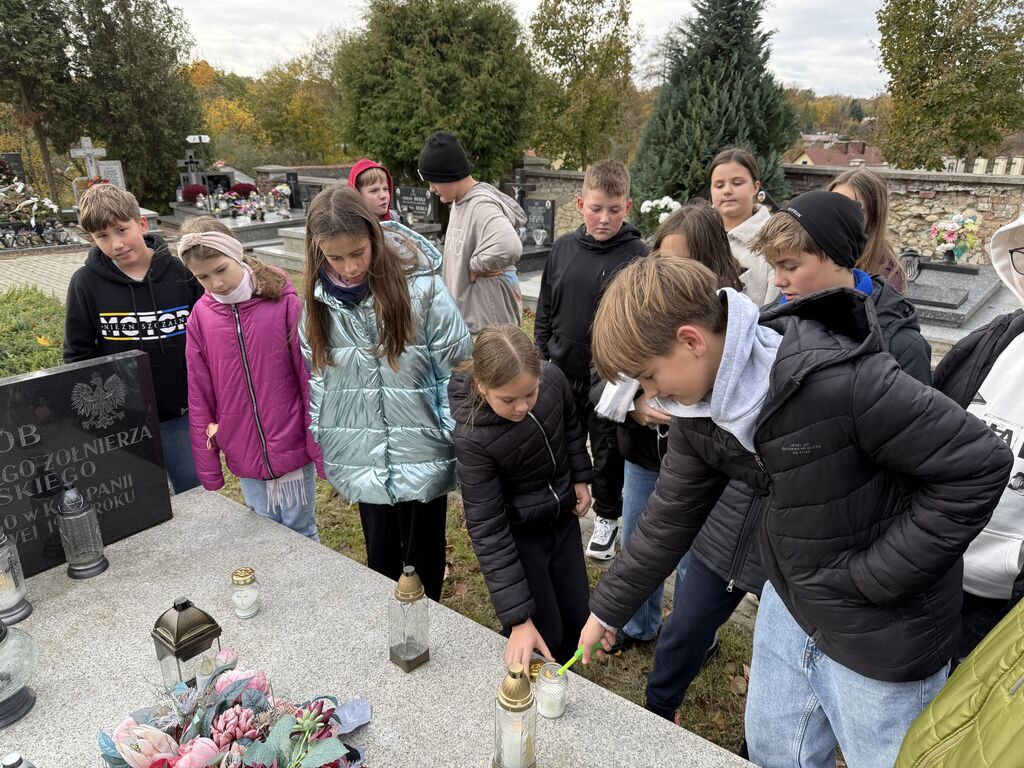 PAMIĘTAMY O TYCH, KTÓRZY ODESZLI…