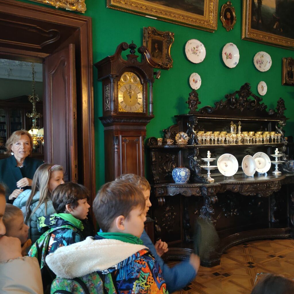 WYCIECZKA DO PAŁACU ZAMOYSKICH W KOZŁÓWCE