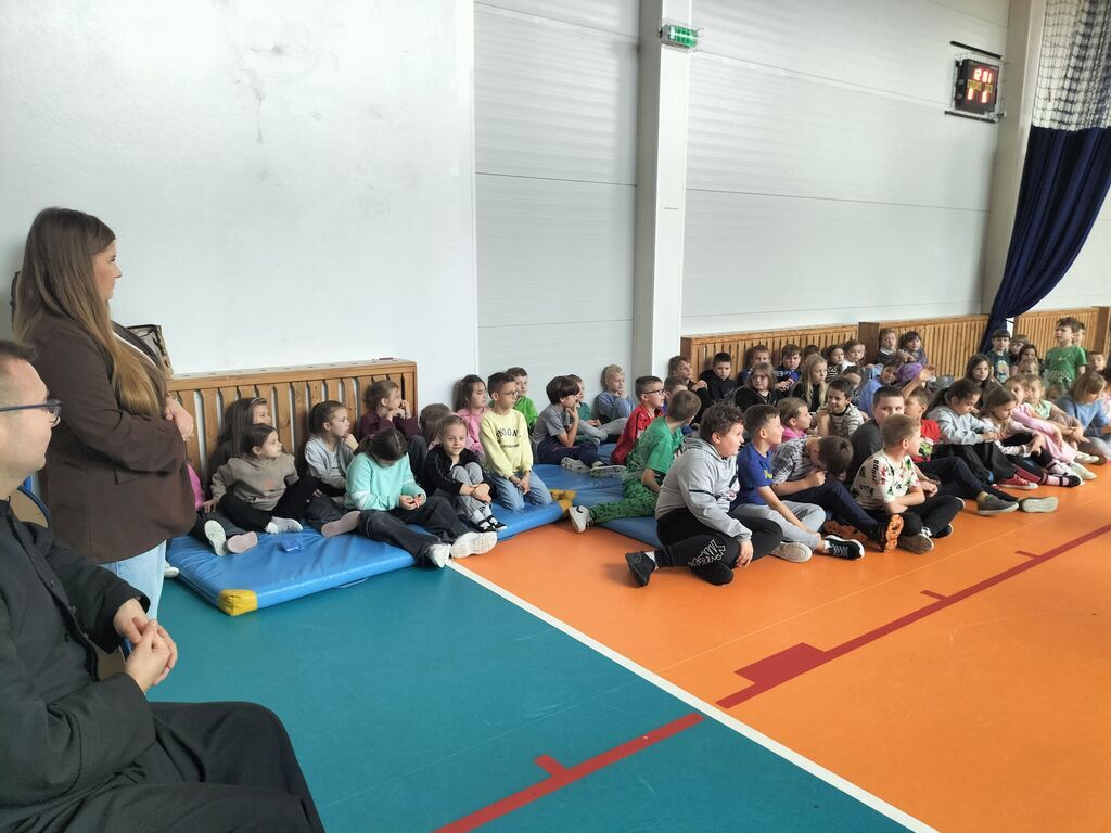 SPOTKANIA Z FUNKCJONARIUSZAMI POLICJI