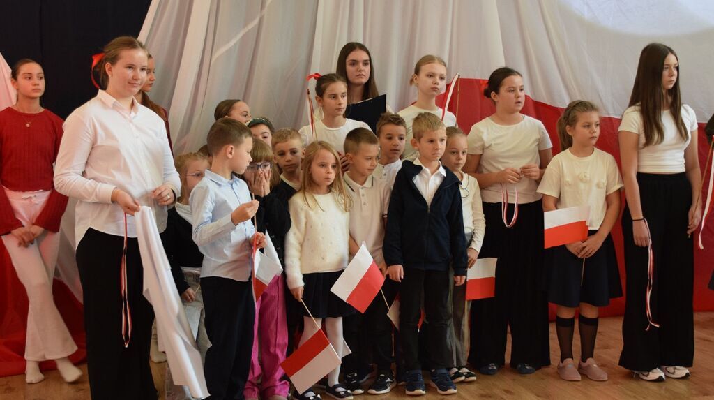 OBCHODY NARODOWEGO ŚWIĘTA ODZYSKANIA NIEPODLEGŁOŚCI W ZPO DYS