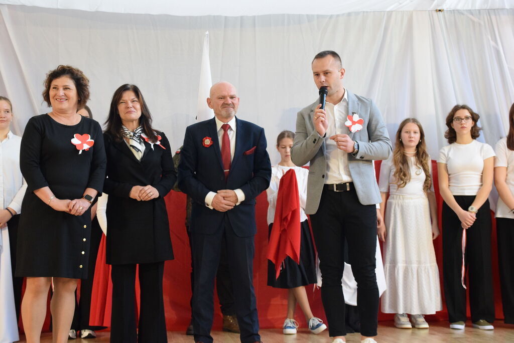 OBCHODY NARODOWEGO ŚWIĘTA ODZYSKANIA NIEPODLEGŁOŚCI W ZPO DYS