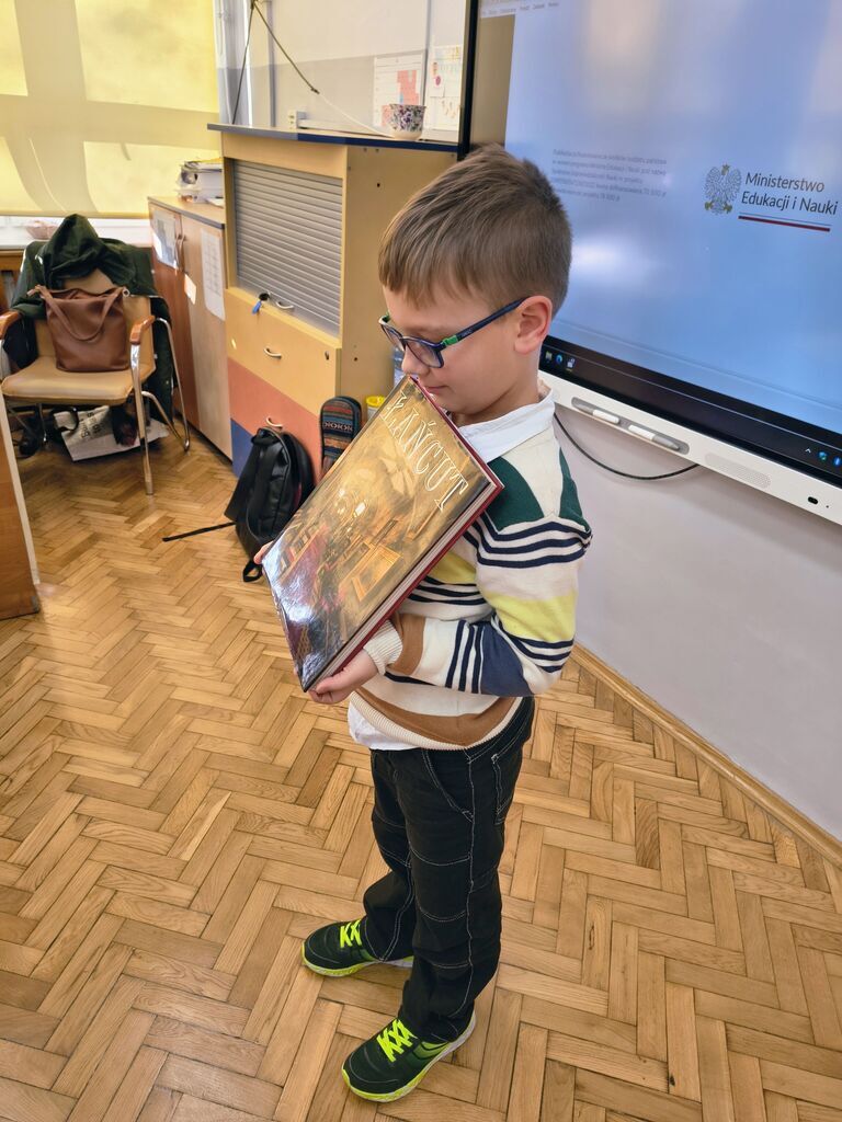 KLASA IB ODKRYWA ŚWIAT MUZEÓW W RAMACH PROJEKTU „STRAŻNICY TRADYCJI”