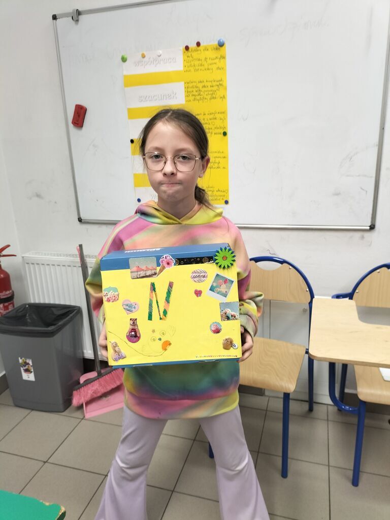 PROGRAM REKOMENDOWANY 
APTECZKA PIERWSZEJ POMOCY EMOCJONALNEJ