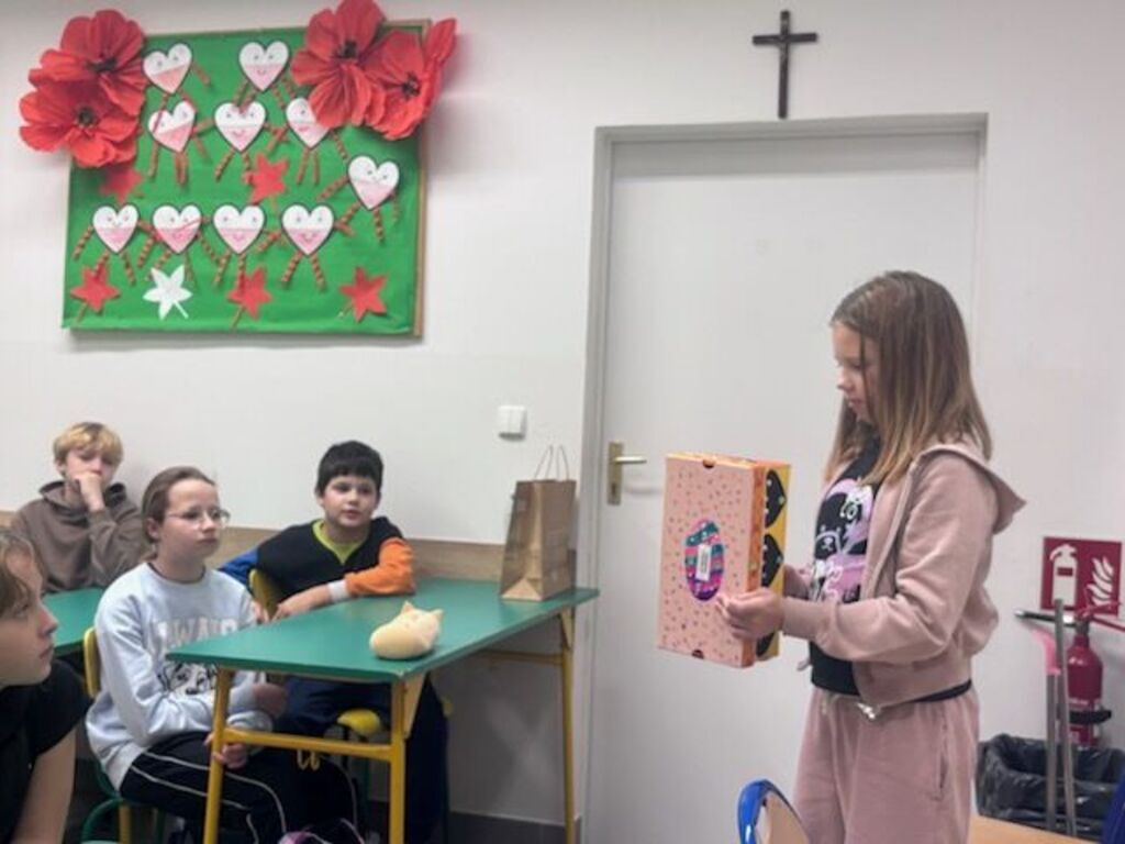 PROGRAM REKOMENDOWANY 
APTECZKA PIERWSZEJ POMOCY EMOCJONALNEJ