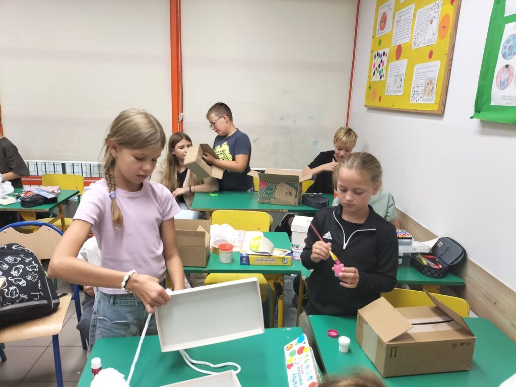 PROGRAM REKOMENDOWANY 
APTECZKA PIERWSZEJ POMOCY EMOCJONALNEJ