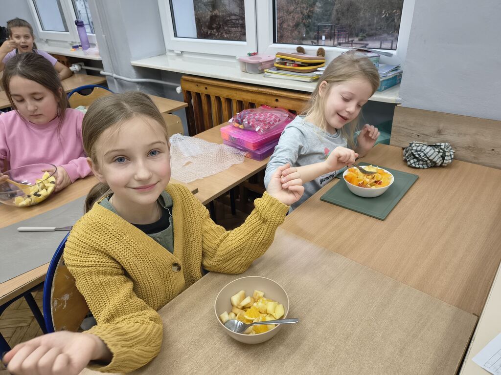 ZDROWE ODŻYWIANIE W PRAKTYCE – SMAKOWITE DOŚWIADCZENIA KLASY I B