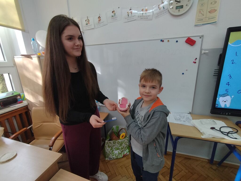 SZKOLNA AKCJA EDUKACYJNA PT. POZNAJEMY ZAWODY