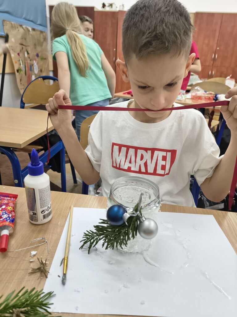 ŚWIĄTECZNE LAMPIONY