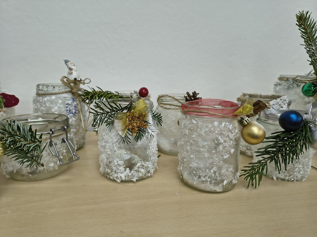 ŚWIĄTECZNE LAMPIONY