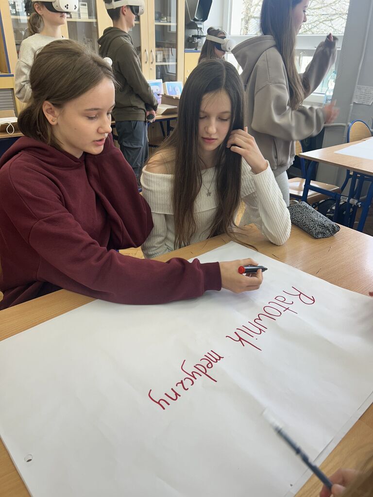 SPOTKANIA Z DORADCAMI ZAWODOWYMI W NASZEJ SZKOLE
DLA UCZNIÓW KLAS VII - VIII