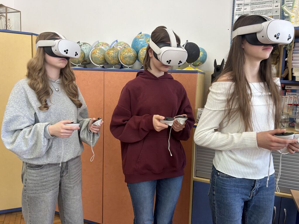 SPOTKANIA Z DORADCAMI ZAWODOWYMI W NASZEJ SZKOLE
DLA UCZNIÓW KLAS VII - VIII