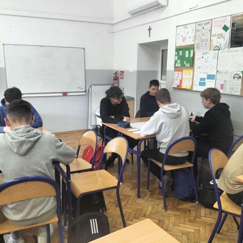 SPOTKANIA Z DORADCAMI ZAWODOWYMI W NASZEJ SZKOLE
DLA UCZNIÓW KLAS VII - VIII