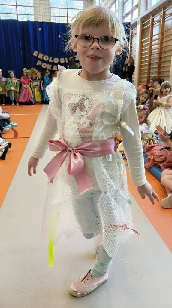 EKOLOGICZNY POKAZ MODY