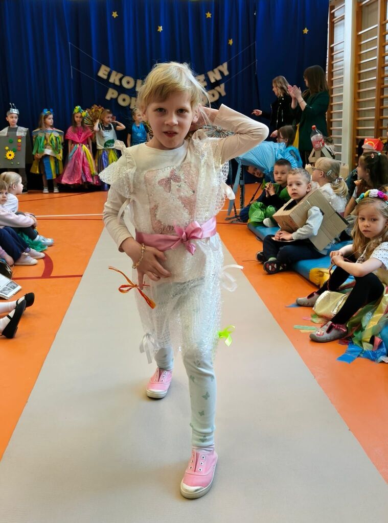 EKOLOGICZNY POKAZ MODY