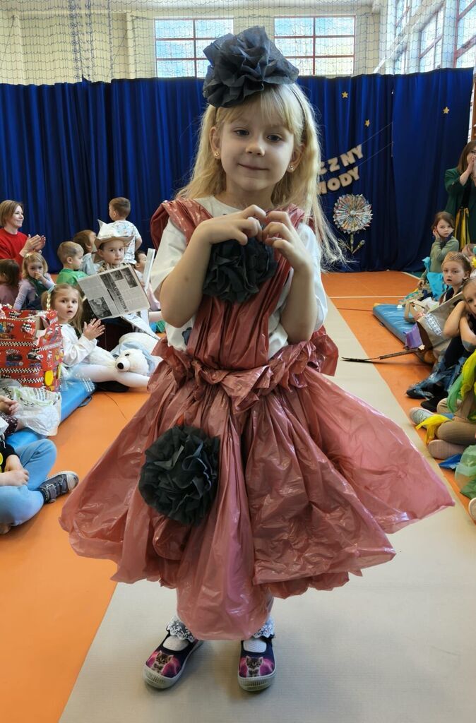 EKOLOGICZNY POKAZ MODY