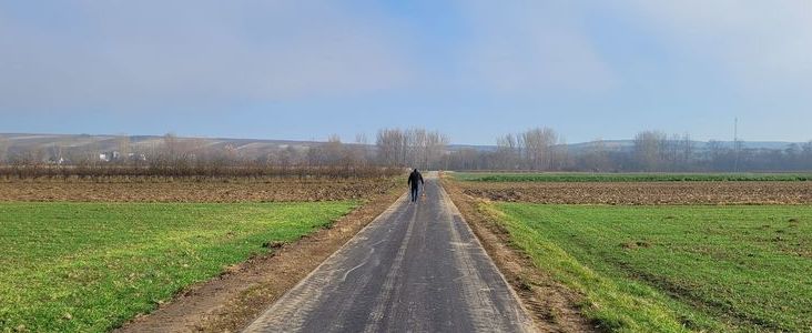 Modernizacja, przebudowa drogi gminnej w miejscowości Zychówki