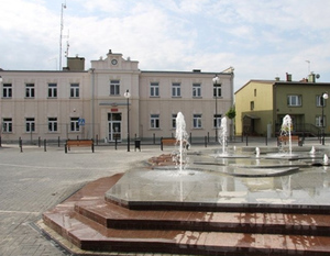 Remont elewacji części A budynku Urzędu Miasta w Dęblinie.