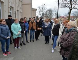 Pracownicy samorządowi zaangażowani w akcję „Sprzątanie Miasta Dęblin 2019”
