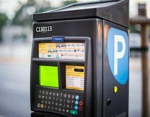 Płatne parkingi w Dęblinie? - projekt uchwały zdjęty z sesji.