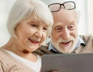 Bezpieczny senior - jak nie dać się oszukać  w Internecie