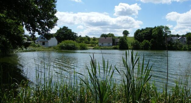 ✅✍️27 kwietnia 2026 roku został podpisany akt notarialny dotyczący zakupu działki w Piechowicach, na której znajduje się jezioro Gogolino.