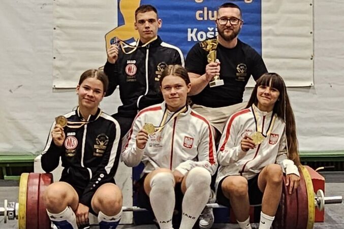 MIĘDZYNARODOWY TURNIEJ W PODNOSZENIU CIĘŻARÓW