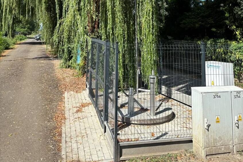Zakończyła się inwestycja pn.: „Budowa sieci kanalizacji sanitarnej dla miejscowości Domaniów – Etap 4”.