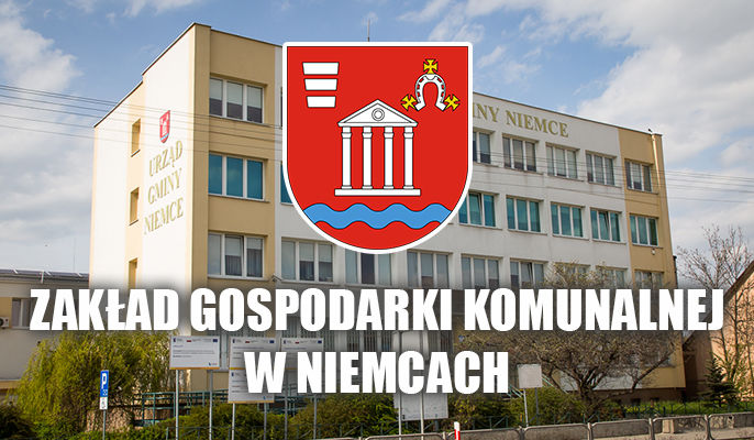 Na zdjęciu herb gminy i napis zakład Gospodarki Komunalnej w Niemcach na tle budynku urzędu gminy.