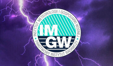 logo IMGW na tle błyskawicy