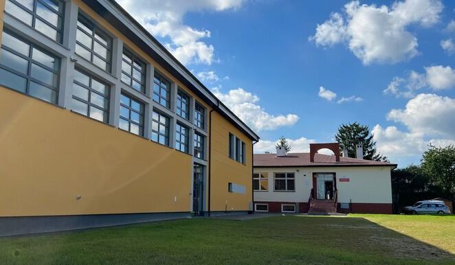 W Szkole Podstawowej im. Twórców Ludowych Lubelszczyzny w Rudce Kozłowieckiej jest realizowany projekt „You teach, I learn - a changing school in the post-pandemic era”