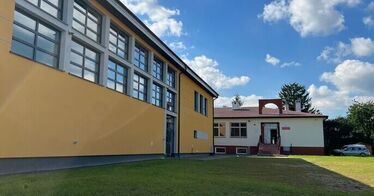 Szkoła Podstawowa im. Twórców Ludowych Lubelszczyzny w Rudce Kozłowieckiej realizuje program „Zielona Przyszłość – nasza odpowiedzialność”
