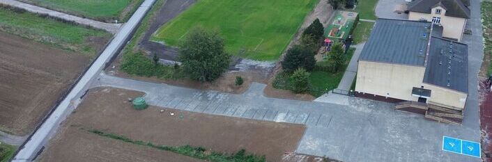 Zakończona inwestycja – budowa parkingu wraz z drogą dojazdową przy Zespole Szkolno-Przedszkolnym w miejscowości Kolonia Pliszczyn (gmina Wólka)