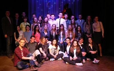 Uczniowie z Gimnazjum w Jabłonnie z wizytą w teatrze